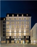 Lindner Hotel Am Belvedere - Hotelansicht bei Nacht