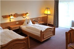 Ringhotel Altes Forsthaus Hardegsen - Zimmer