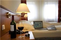 carathotel Frankfurt Airport - Zimmer