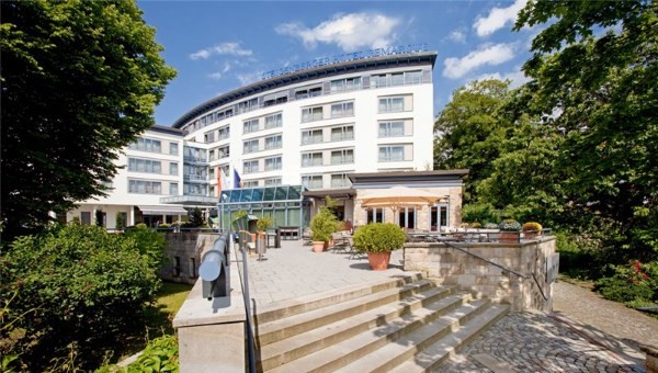  Steigenberger Hotel Remarque 