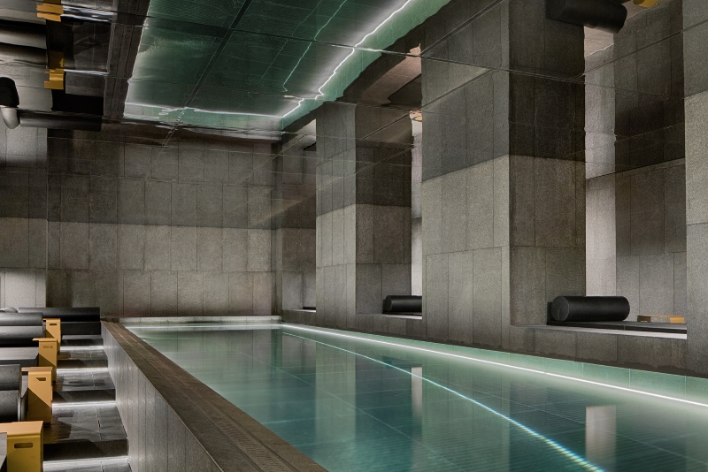 w-amsterdan_away-spa-pool