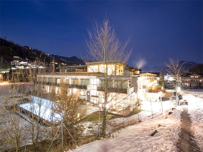 Hotelansicht Winter