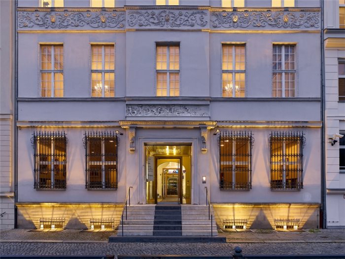 Eingang Ermelerhaus