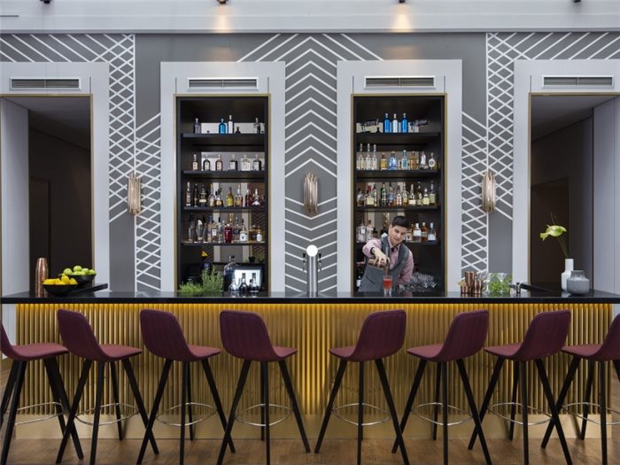 Upside Down Bar