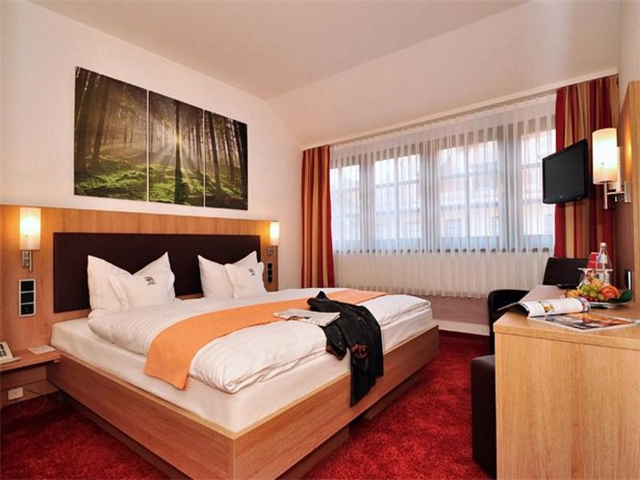 Landgasthof-Hotel Riesengebirge, Tagungshotel in Neuhof an der Zenn - Tagungshotels-online.de